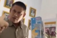 1760723572094-oknum-anggota-dprd-pinrang-mansyur-damma-dipolisikan-karena-diduga-mencekik-leher-honorer-disdukcapil-1760702695163_169