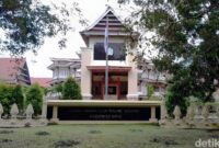1761392595320-gedung-dprd-kabupaten-bone-1760601164920_169