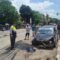 1761414313436-prsoes-evakuasi-mobil-terbalik-di-parepare-1761391511462_169