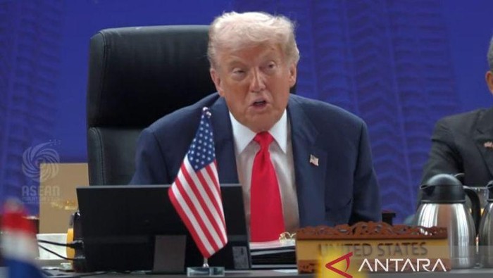 1761500866156-donald-trump-dalam-pidatonya-pada-ktt-ke-47-asean-di-kuala-lumpur-malaysia-minggu-26102025-antarafathur-rochman-1761471599422_169