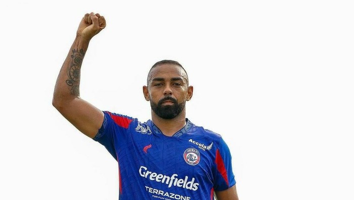 1761566259274-striker-arema-fc-dalberto-belo-tampil-begitu-impresif-di-liga-1-musim-20242025-hin_169