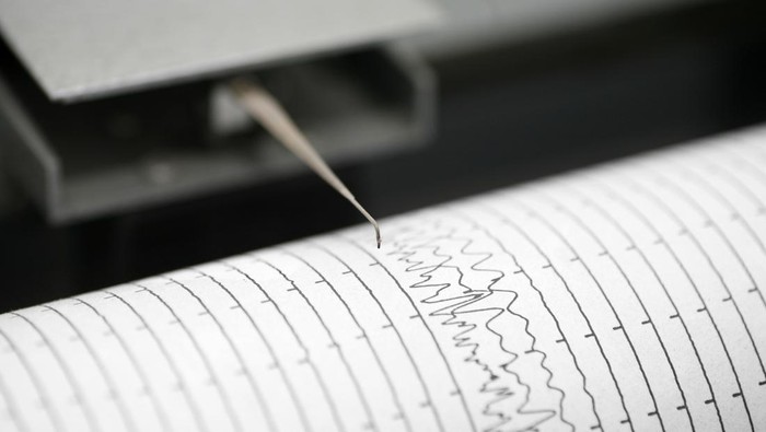 1761587605097-ilustrasi-gempa_169