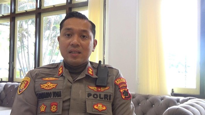 1761825446369-kapolres-merauke-akbp-leonardo-yoga-1761820945938_169