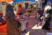 1761825541180-kondisi-lapak-pedagang-pasar-lakessi-parepare-yang-dipindahkan-1761805512316_169