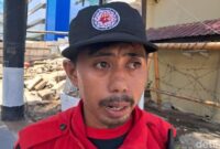 1761890746660-pangkorda-dpw-fspmi-sulsel-sukri-dg-naba-saat-demo-di-balai-kota-makassar-1761802723479_169