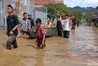1761911891694-banjir-merendam-perumahan-di-kelurahan-mamunyu-kecamatan-mamuju-kabupaten-mamuju-1761893568588_169