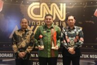 1761976618371-pemkot-makassar-meraih-2-penghargaan-dalam-ajang-cnn-indonesia-award-2025-1761964978429_169