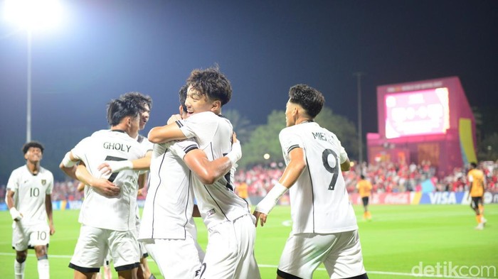 1762471428609-timnas-indonesia-u-17-1762312739969_169