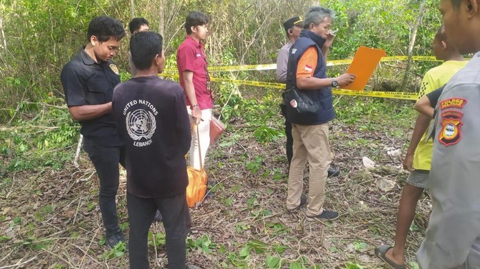 1762495424099-lokasi-penemuan-kerangka-manusia-di-selayar-1762487798587_169