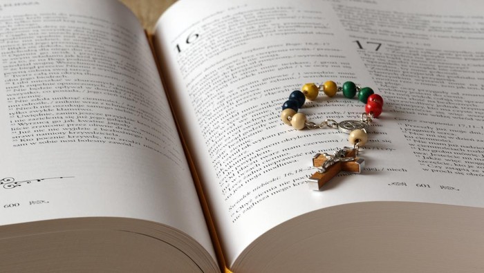 1762495569614-doa-rosario-katolik-1759566705373_169