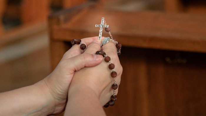 1762581212939-doa-rosario-1759818688985_169