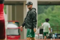 1762689260448-tomas-trucha-memimpin-latihan-psm-makassar-jelang-melawan-dewa-united-dalam-laga-super-league-20252026-1762663595999_169