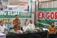 1762841155464-sosialisasi-gerakan-memilah-sampah-oleh-pemkot-kendari-1762823183566_169