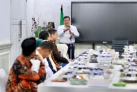 1763185703367-penyerahan-bantuan-keuangan-parpol-dan-penandatanganan-nphd-di-rumah-jabatan-bupati-takalar-jumat-14112025-1763176336482_169