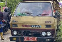 1763380654657-mobil-pengangkut-sampah-pemkot-parepare-1763369038805_169