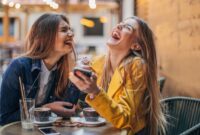 1763401725419-ilustrasi-tertawa-1_169