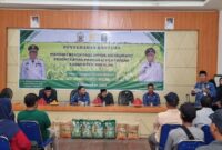 1763402131126-penyaluran-simbolis-163-ton-bibit-padi-program-mandiri-benih-di-aula-dinas-tanaman-pangan-hortikultura-perkebunan-dan-ketahana-1763380783179_169