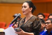 1763507112706-pimpinan-dpr-audiensi-dengan-serikat-pekerja-angkutan-indonesia-1757412953321_169