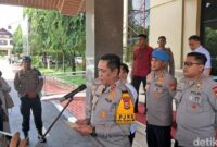 1763550462340-kapolda-sulsel-irjen-djuhandhani-rahardjo-puro-1763527268111_169