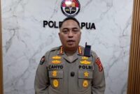 1763982499468-kabid-humas-polda-papua-kombes-cahyo-sukarnito-1763980919620_169