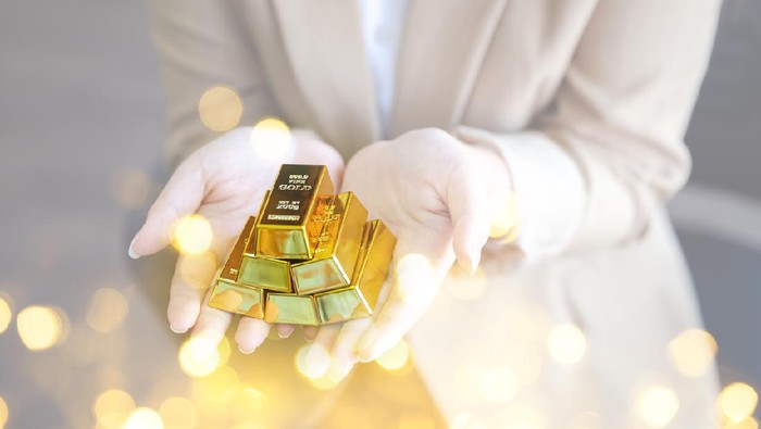 1764047282436-ilustrasi-harga-emas-batangan_169