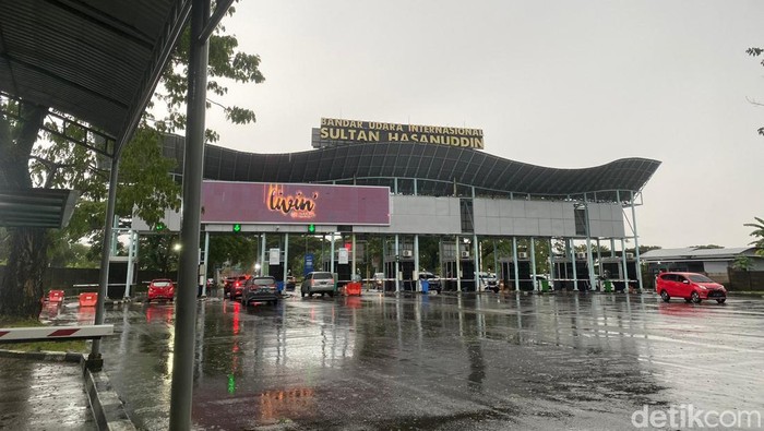 1764393043887-ilustrasi-cuaca-di-bandara-sultan-hasanuddin-makassar-agildetiksulsel-3_169
