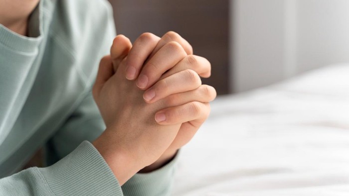 1764565814142-renungan-harian-1749465719472_169