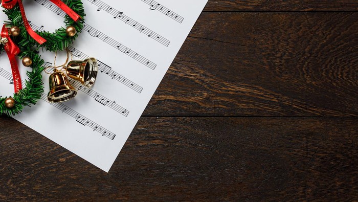 1764781715543-ilustrasi-lagu-natal-1_169