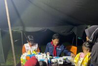 1764824985037-tim-medis-unhas-membantu-tim-medis-di-aceh-1764817292068_169