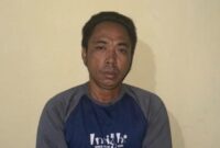 1764997640677-tampang-pria-berinisial-mw-47-pelaku-yang-menebas-istrinya-hingga-dua-jari-tangannya-terputus-di-kabupaten-sinjai-1764991796529_169