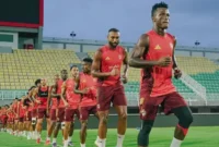 1764997648896-psm-makassar-menggelar-ofisial-training-di-stadion-gelora-bj-habibie-jelang-melawan-persebaya-surabaya-1764982084788_169