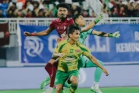 1765019283724-psm-makassar-takluk-0-1-dari-persebaya-surabaya-dalam-laga-liga-1-20242025-di-stadion-bj-habibie-1741399100296_169
