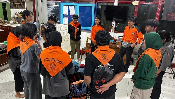 1765105696775-unhas-1765102551950_169