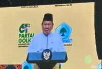 1765105701685-presiden-prabowo-subianto-di-acara-puncak-hut-ke-61-partai-golkar-doa-untuk-bangsa-di-istora-senayan-jakarta-jumat-5122025-fir-1764940935739_169