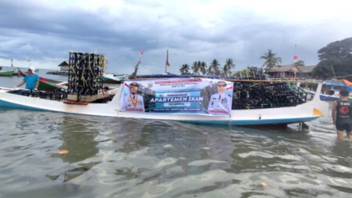 1765170467776-pemprov-sulsel-membangun-1657-unit-apartemen-ikan-di-pesisir-1765106573077_169