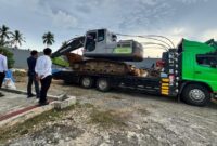 1765213685794-polisi-mengamankan-ekskavator-dari-lokasi-tambang-emas-ilegal-di-boalemo-1765200449438_169