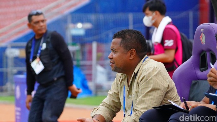 1765278491512-divaldo-alves-kembali-latih-persik-kediri-hingga-akhir-musim-1744262137847_169