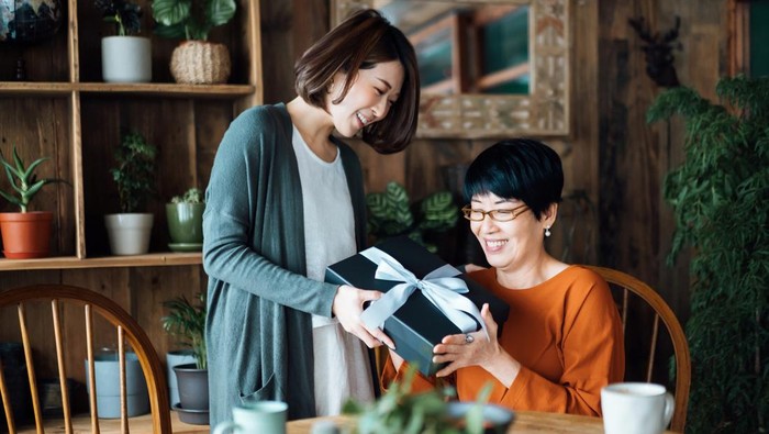 1765300046595-kado-untuk-hari-ibu_169