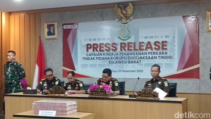 1765300054727-kejati-sulbar-1765278078149_169