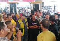 1765537723671-perumda-parkir-makassar-saat-turun-menertibkan-parkir-liar-di-terowongan-mal-panakkukang-1765523063558_169