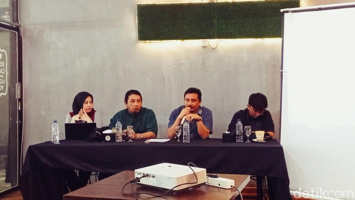 1765559341940-ombudsman-provinsi-gorontalo-menggelar-konferensi-pers-terkait-laporan-masyarakat-selama-januari-hingga-desember-2025-1765550596946_169