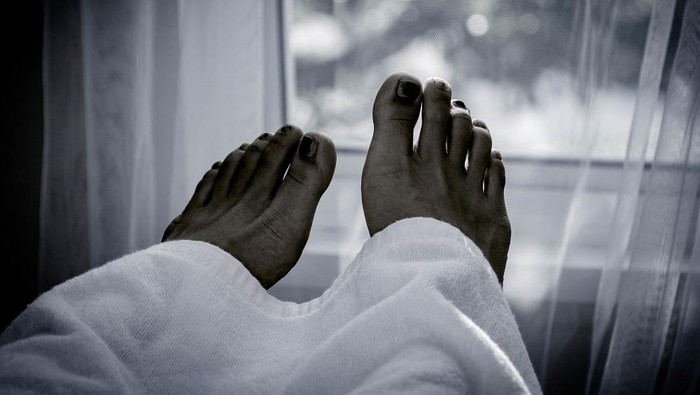 1765559344900-ilustrasi-kematian-mendadak_169