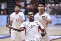 1765775502201-garuda-futsal-bungkam-australia-3-1-di-indonesia-arena-1762046538436_169