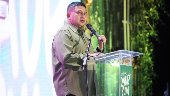 1765775503446-wali-kota-makassar-munafri-appi-arifuddin-1765761973484_169