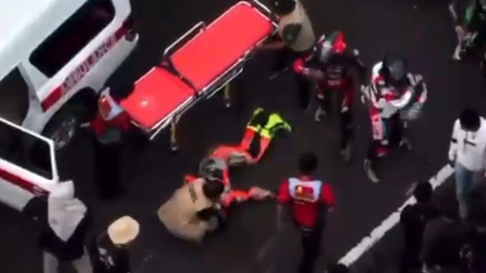 1765796829903-potongan-video-evakuasi-pembalap-asal-luwu-utara-awhin-sanjaya-1765787643816_169