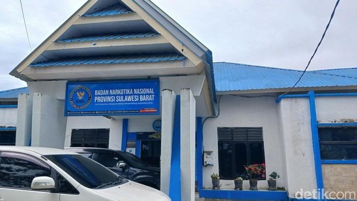 1765883226497-kantor-bnn-sulbar-1765855598736_169