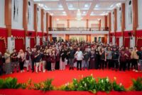 1766099120358-gubernur-sulsel-andi-sudirman-sulaiman-menerima-tim-medis-yang-telah-menjalankan-misi-kemanusiaan-di-aceh-1766072460685_169