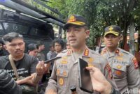 1766142507282-kapolrestabes-makassar-kombes-arya-perdana-1766133465999_169