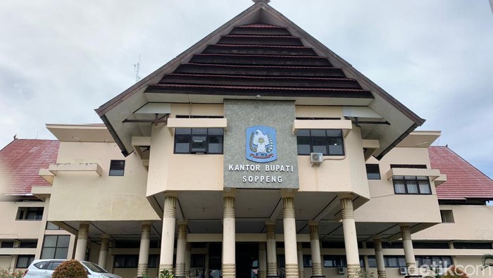 1767006447504-kantor-bupati-soppeng_169
