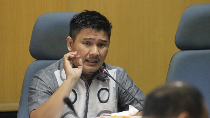 1767028139622-ketua-banggar-dprd-makassar-ketua-banggar-adi-rasyid-ali-1_169